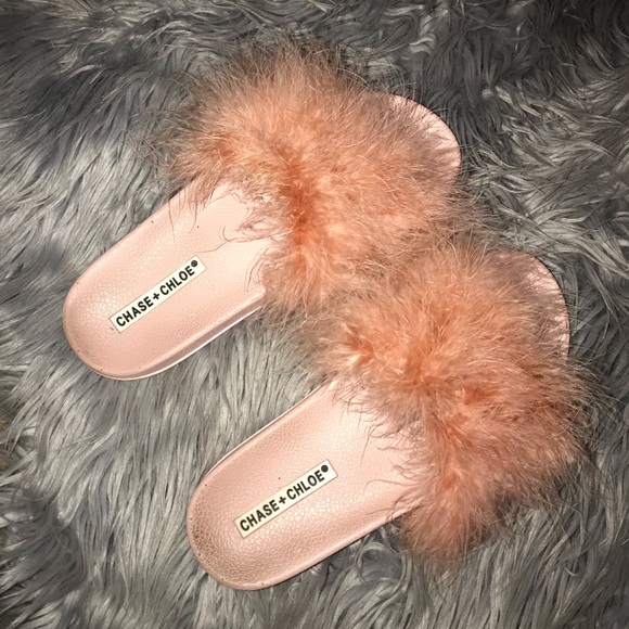 Chase + Chloe Fur Slippers - Picture 2 of 5